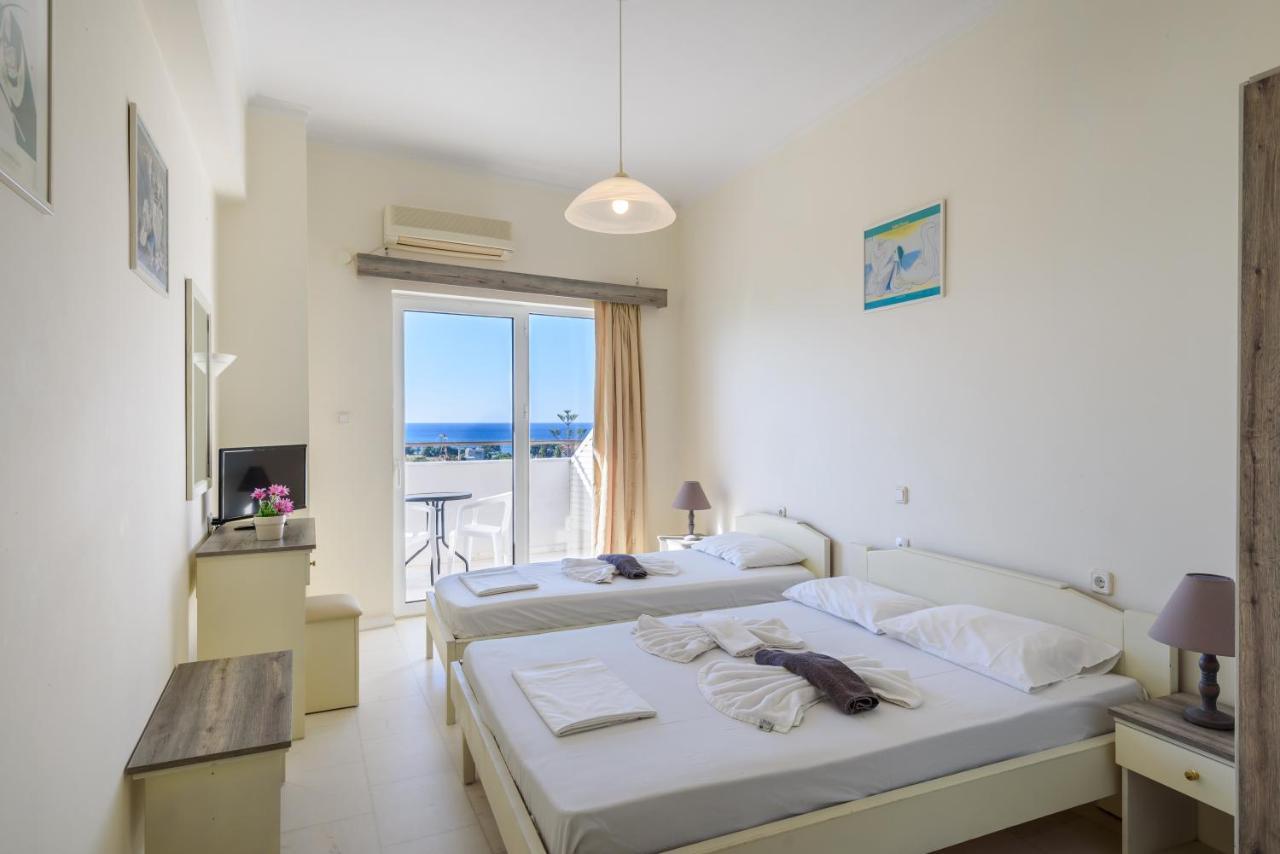 Regina Hotel 키사모스 외부 사진