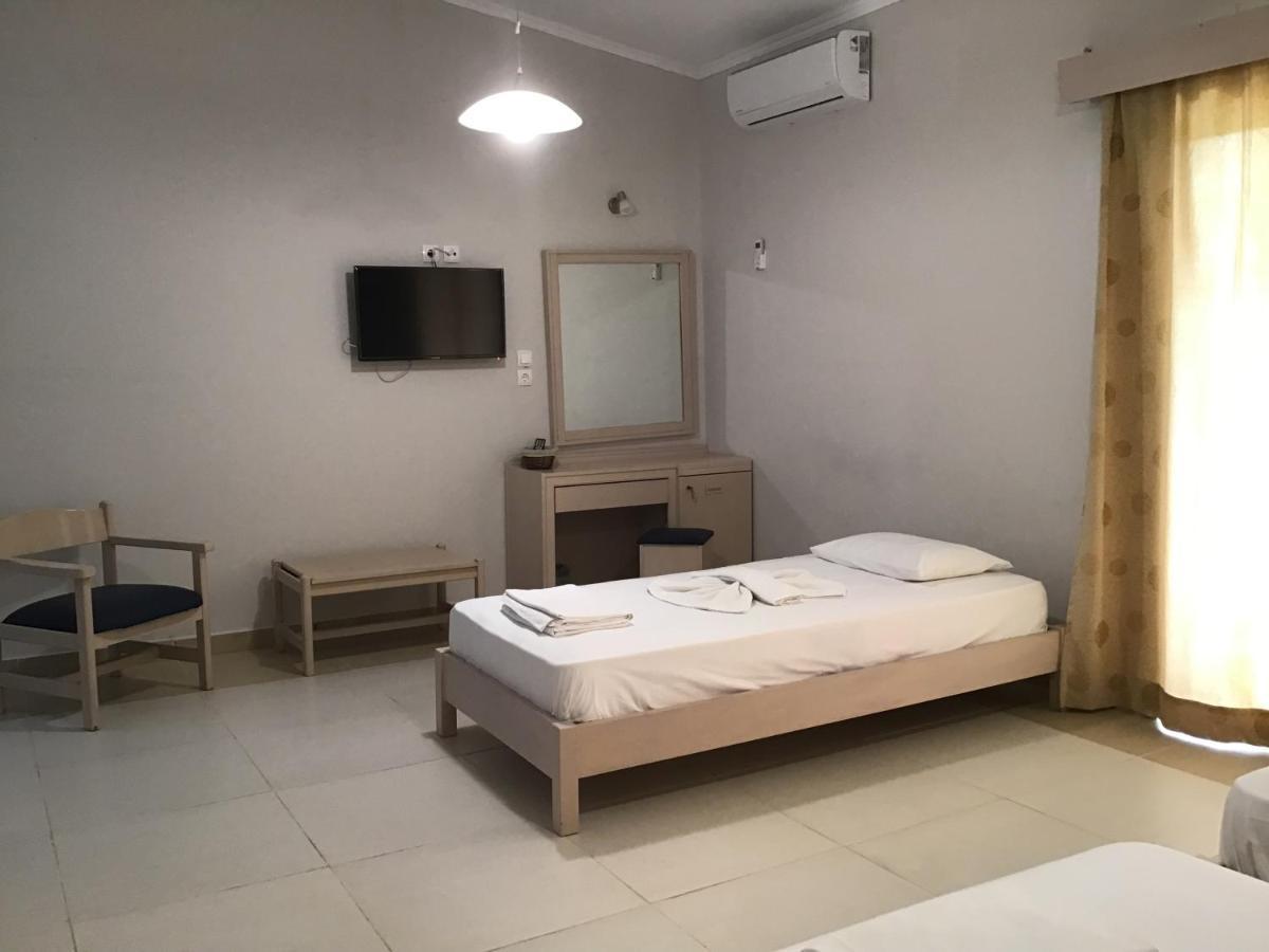 Regina Hotel 키사모스 외부 사진