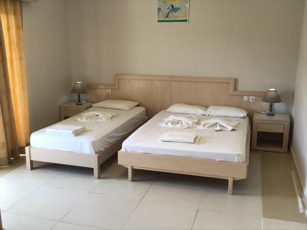 Regina Hotel 키사모스 외부 사진